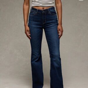 AE Next Level Super High-Waisted Flare Jean Size 0